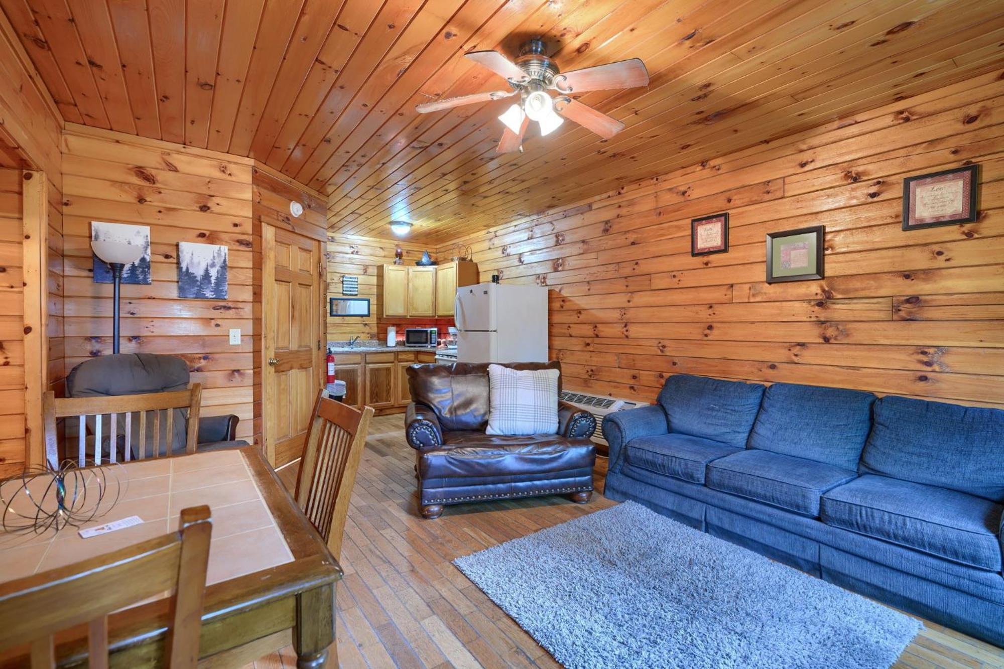 Blue Rose Cabins - Pine Ridge Cabin Logan Ngoại thất bức ảnh
